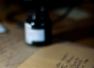 Échanges épistolaires : l’art d’une rencontre authentique